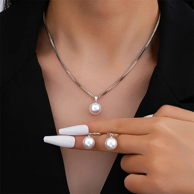 3-Piece Round Pearl Jewelry Set with Earring & Necklace for Women