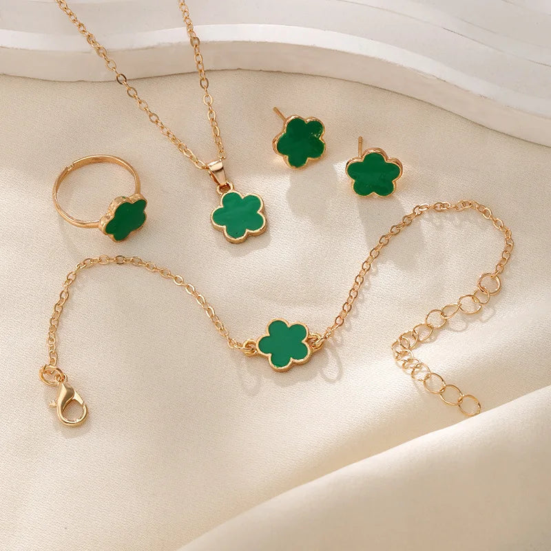 Lucky Clover Jewelry Set – 4 Pieces for Women