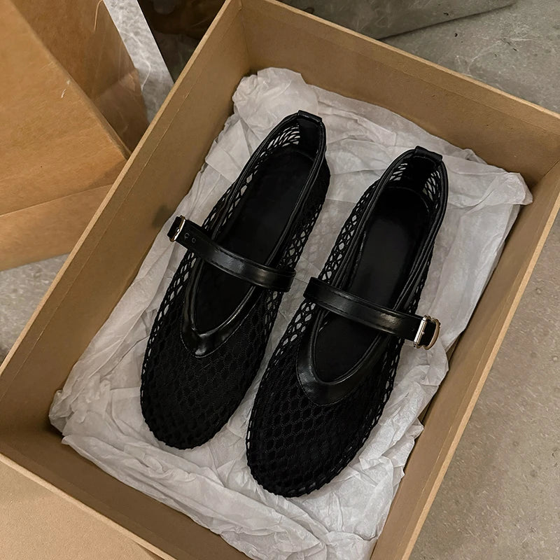 XINGDIKU Women's Fishnet Mary Jane Flats