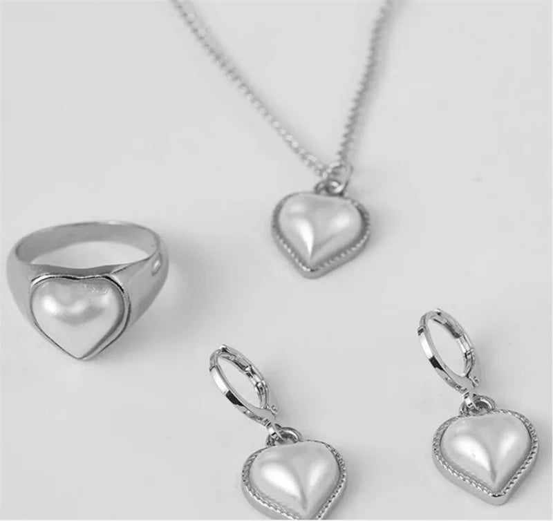 3-Piece Round Pearl Jewelry Set with Earring & Necklace for Women