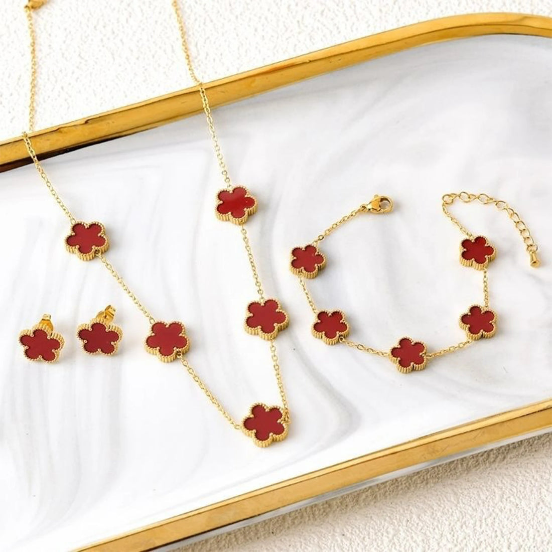 3Pcs 18K Gold-Plated Five-Leaf Flower Jewelry Set – Necklace, Earrings