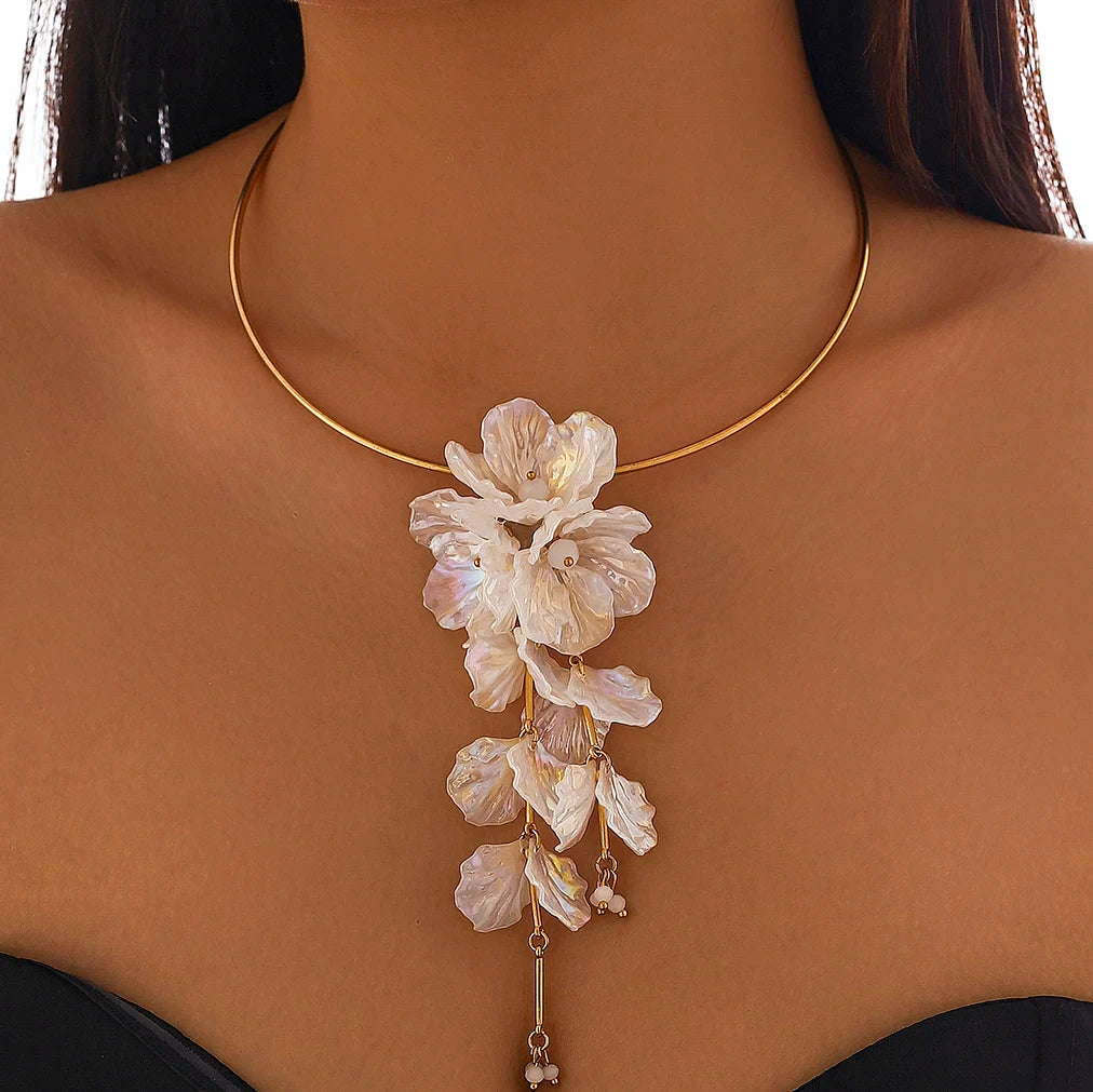 Ingemark Punk Bridal Necklace & Flower Drop Earrings Set