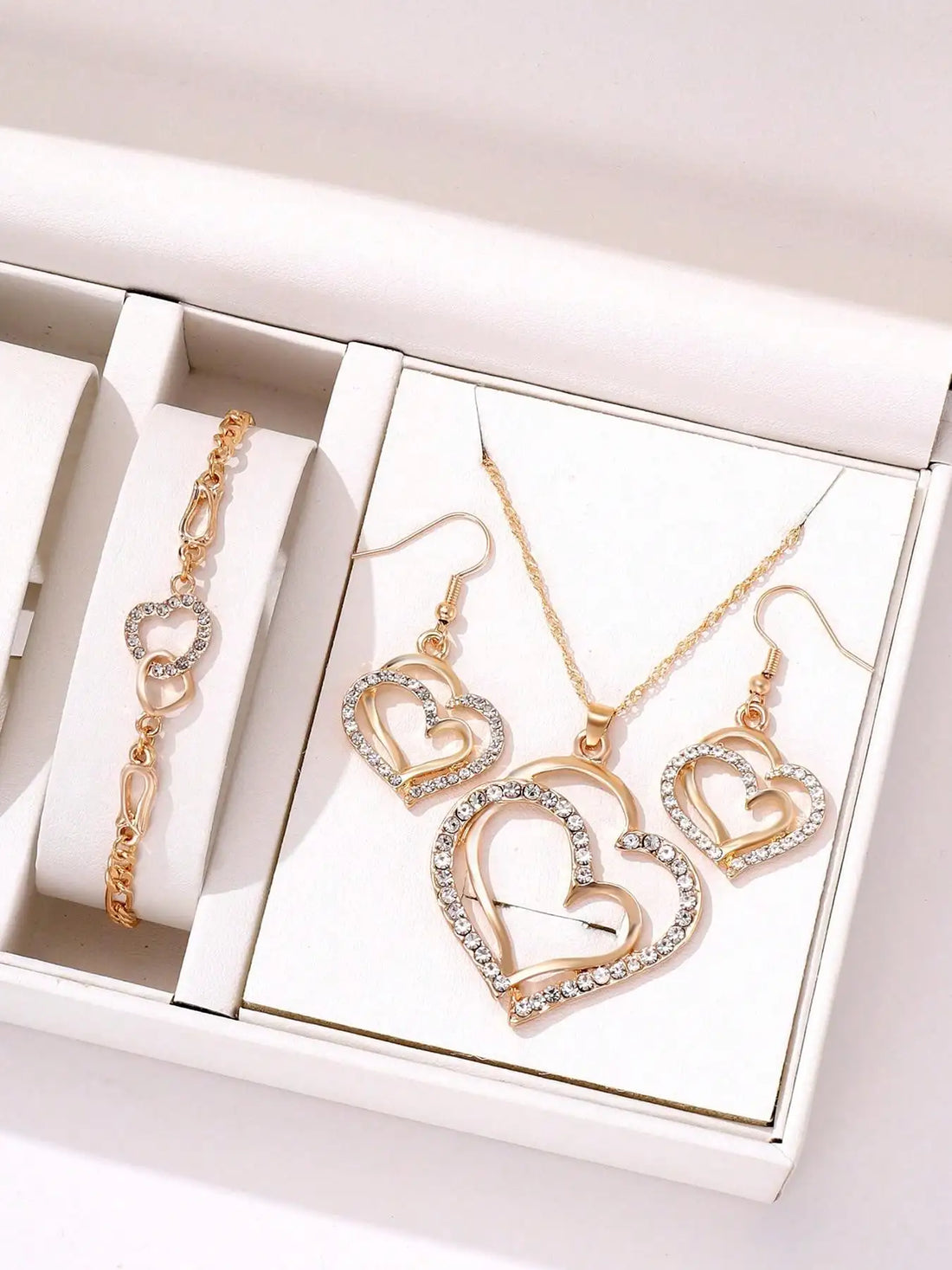 3 Pcs Heart Shaped Jewelry Set - Earrings, Pendant & Necklace for Women