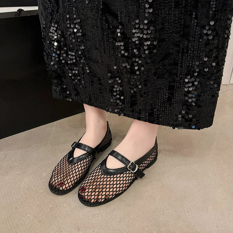 XINGDIKU Women's Fishnet Mary Jane Flats